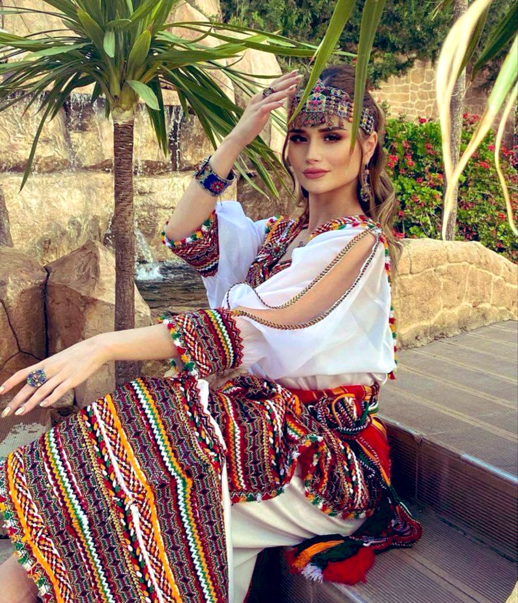 Kill them with success and bury them with a smile 🇩🇿🔥 Algerian Kabyle dress & jewelry 👑
