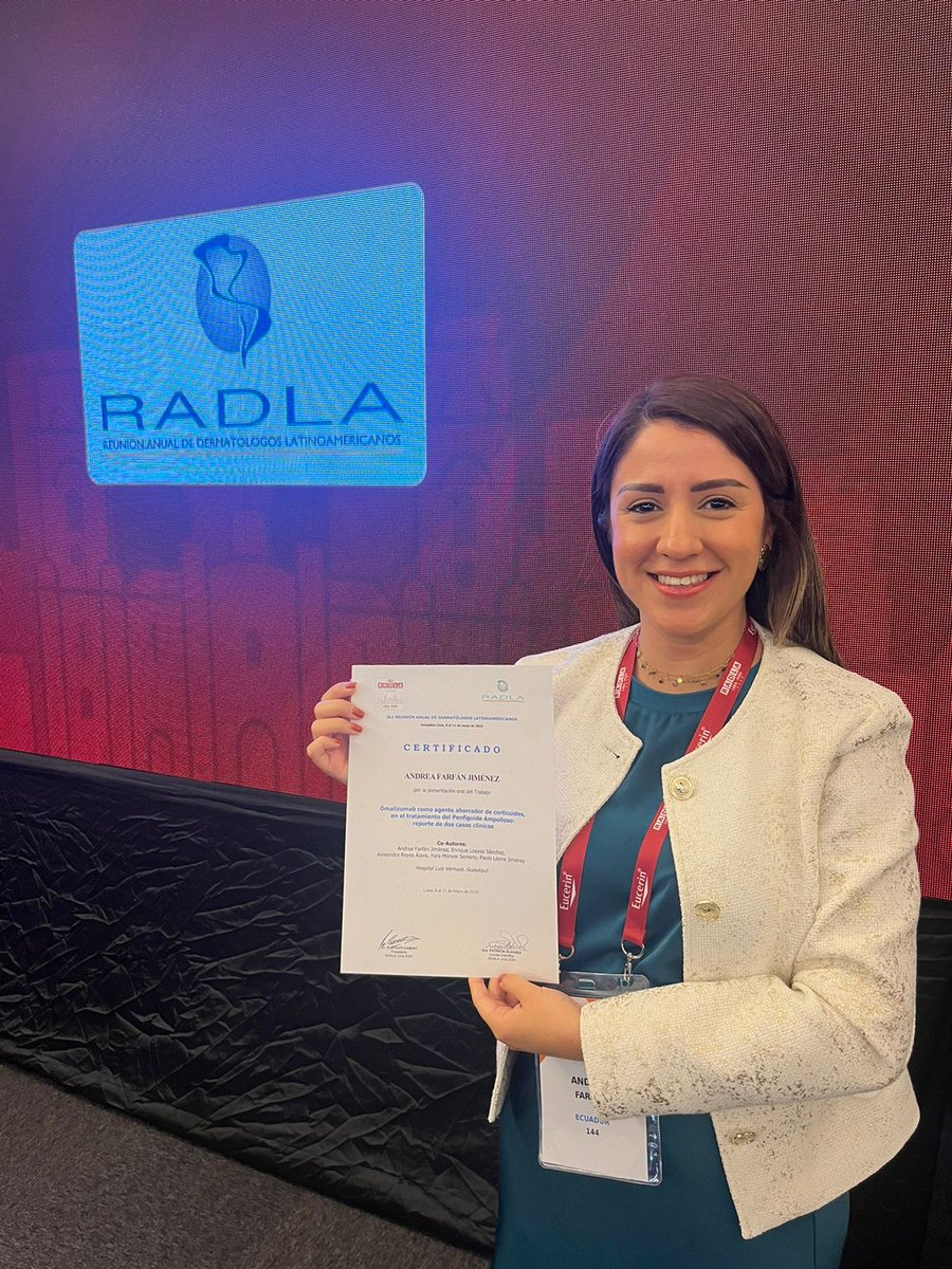 Felicitamos a nuestra posgradista en Dermatología Andrea Farfán Jiménez quien presentó una ponencia en el Congreso Latinoamericano de Dermatología en la ciudad de Lima. #OrgullosamenteUEES, #Dermatología