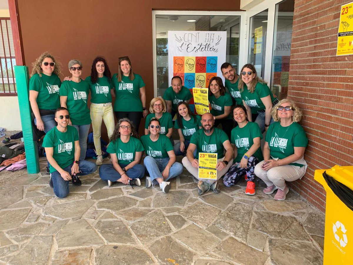 @llenguacat @SerraSueca @UV_EG @FiloCatUV @bea_UV @SEPC_nacional ✊Ens adherim a les reivindicacions en defensa del valencià organitzades per la Plataforma per l’Ensenyament Públic i ens sumem a la vaga convocada el #23Maig!