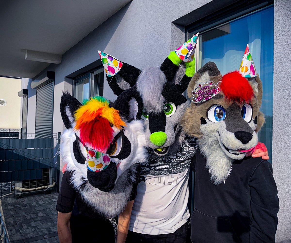 Thank you all for the precious wishes, appreciate it!
I turned 19 today and since then, it has been a crazy year! Happy birthday to me 🥳 🎉 

🐺 <a href="/FolfMatt/">matt_folf</a> &amp; <a href="/HasStTer/">HastTer</a>