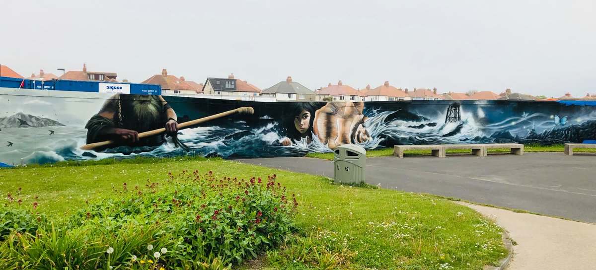 Love this in Cleveleys, believe there’s a story behind it that I need to investigate. 

Very dramatic very cool #Cleveleys