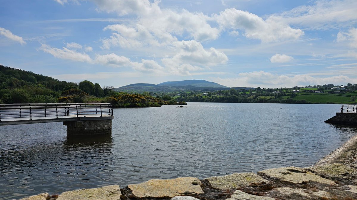 As part of her wider trip to Northern Ireland @FelicityBuchan visited Camlough Lake where we have invested £2.8m from the Levelling Up Fund to create a new recreation centre, boost tourism and give local people new opportunities.