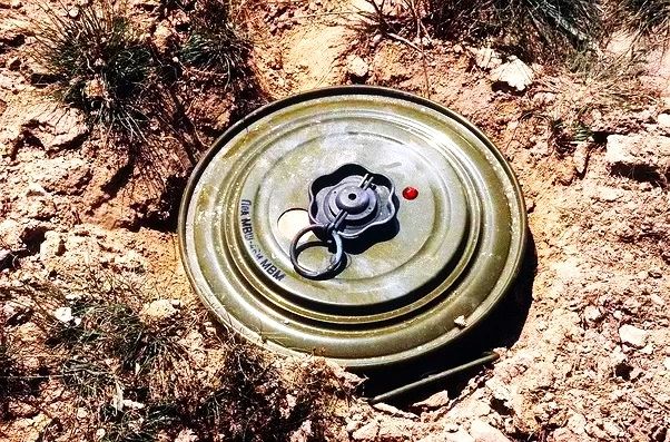 #Mozambique: Residents denounce existence of land mines in Macomia – AIM 

clubofmozambique.com/news/mozambiqu…    

#Moçambique