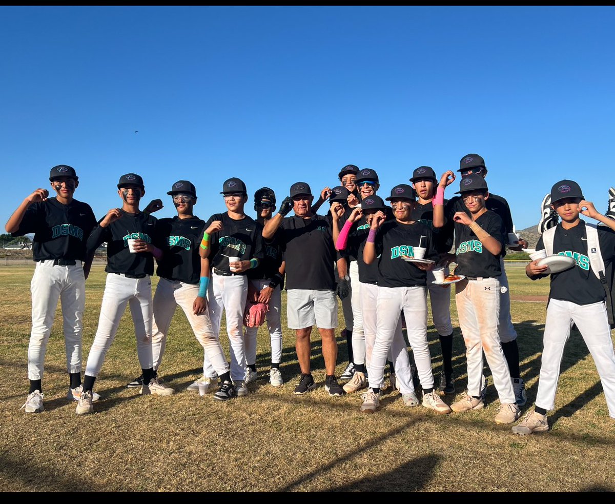 Congratulations to these kids , they have done a good job. They finish the season undefeated with a record of 12-0, good luck in the Playoffs ⚾️
<a href="/DesertShadowsMS/">Desert Shadows MS</a> 
By:En Deportes l‼️