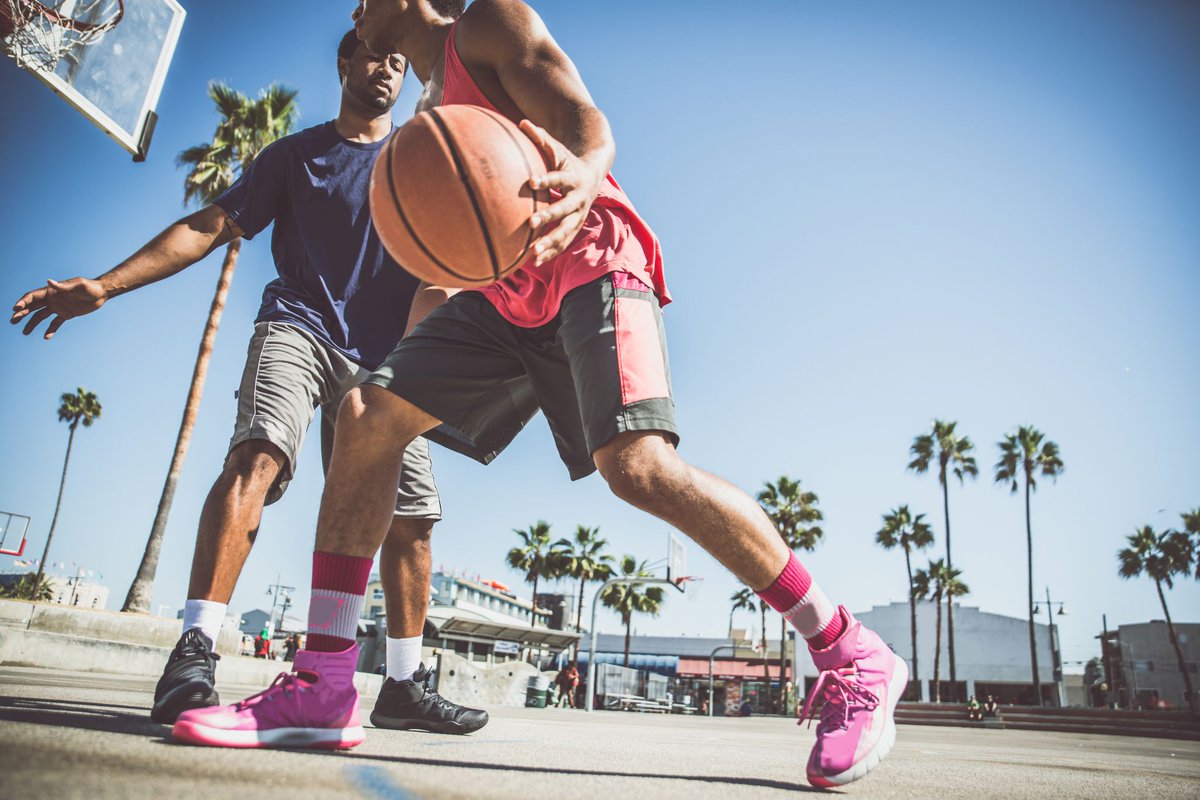 SoCalFootAnkle's tweet image. 🏀 Sudden twists on the court? Don&apos;t ignore that ankle sprain! Our podiatrists specialize in foot and ankle injuries. Schedule a consultation now for personalized care. 🩹 #SportsInjuryExperts #GetBackInTheGame
bit.ly/3ZkcW6I