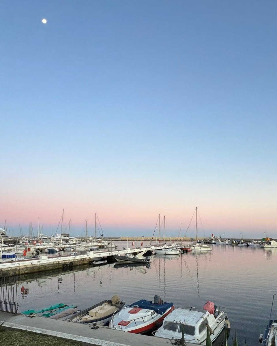 Sundown over the Port in Estepona.

#estepona #costadelsol #spain