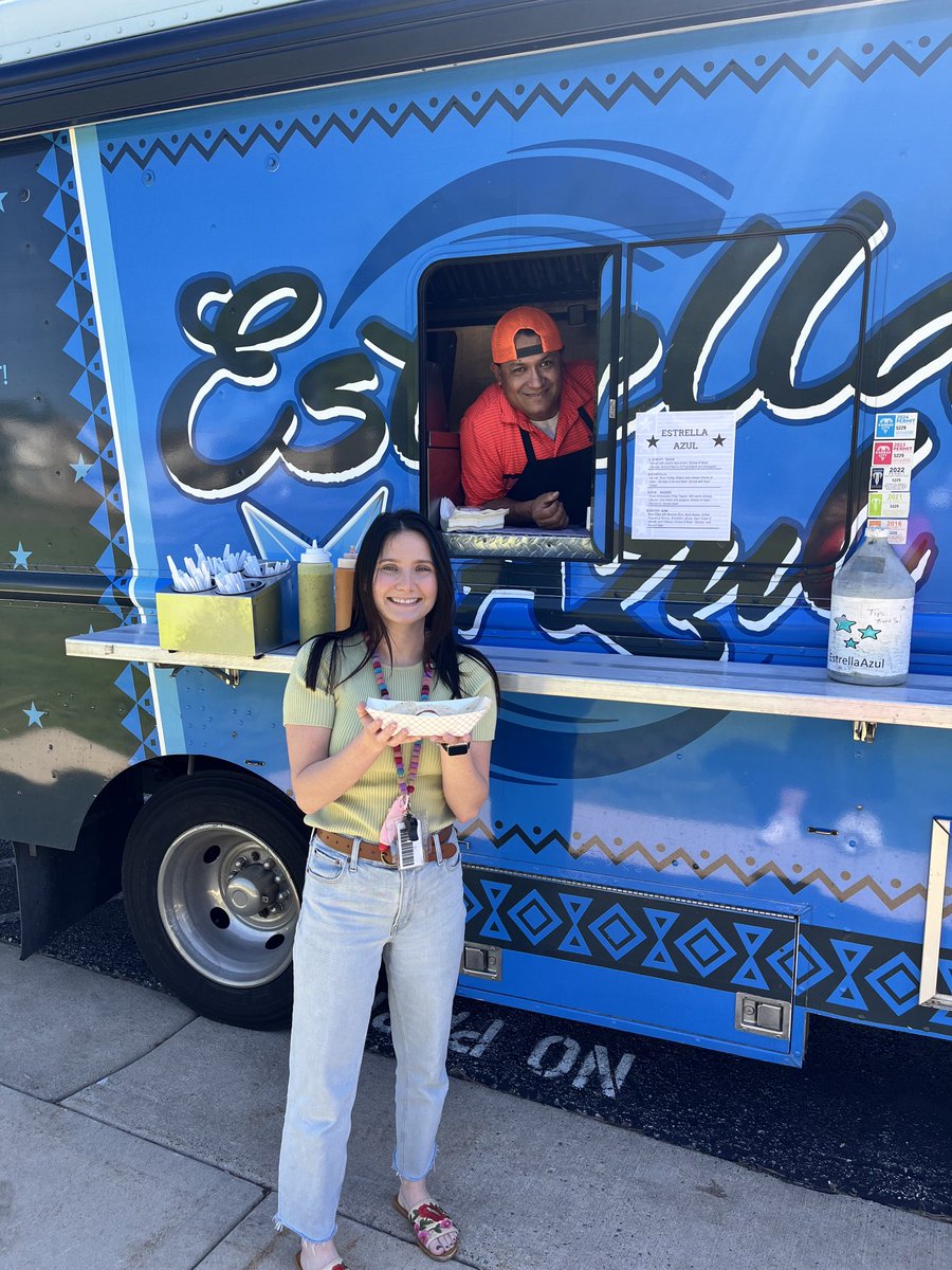 Thank you ⁦⁦<a href="/rushtonpta/">Rushton Elem PTA</a>⁩ for sending the yummy food truck to feed our wonderful staff! #educatorappreciationweek #rushtonptarocks