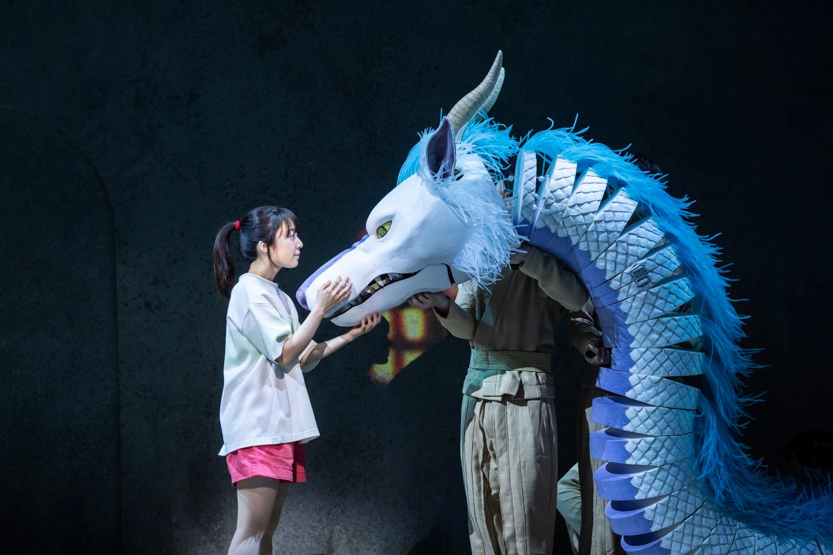‘Visually stunning & an emotional slow-boiler, this could be a contender for my show of the year so far.’

@loureviewsblog enjoys a visit to a world of wonderland, otherwise known as @SpiritedLDN at @LondonColiseum #theatrereviews #RT ★★★★★. 

buff.ly/44CvDpf