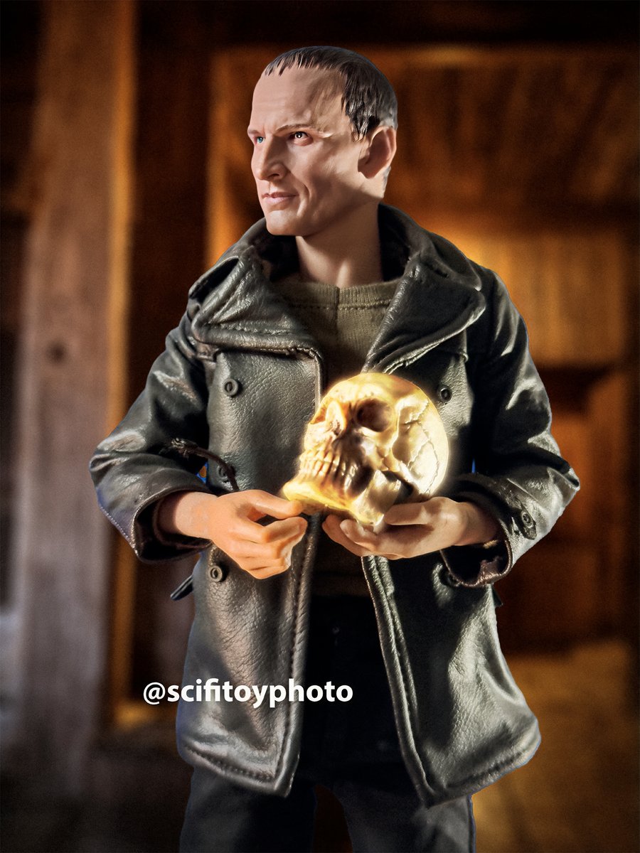 The 9th Doctor and friend are looking forward to the weekend. #ToyPhotography