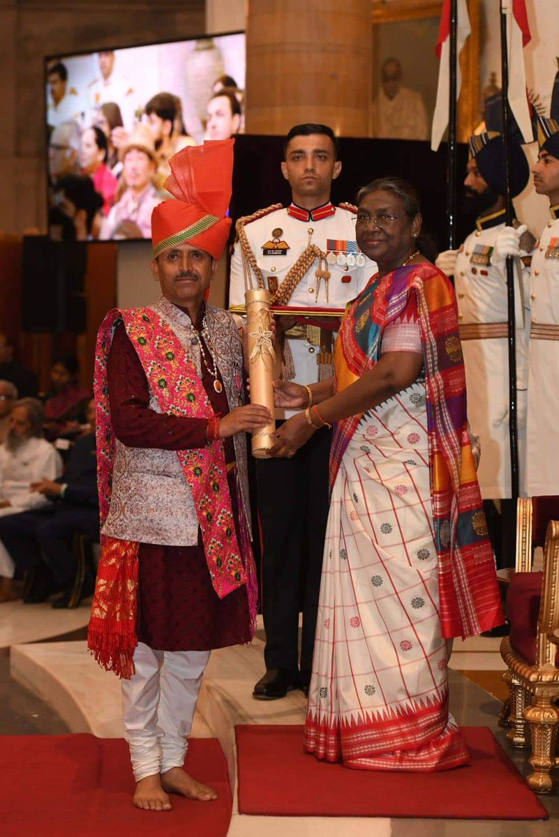Proud Moment for Jammu and Kashmir Congratulations to the Famous Dogri Artist and Son of the Soil Shri Romalo Ram Ji on being conferred with the Padma Shri in the field of Art.
