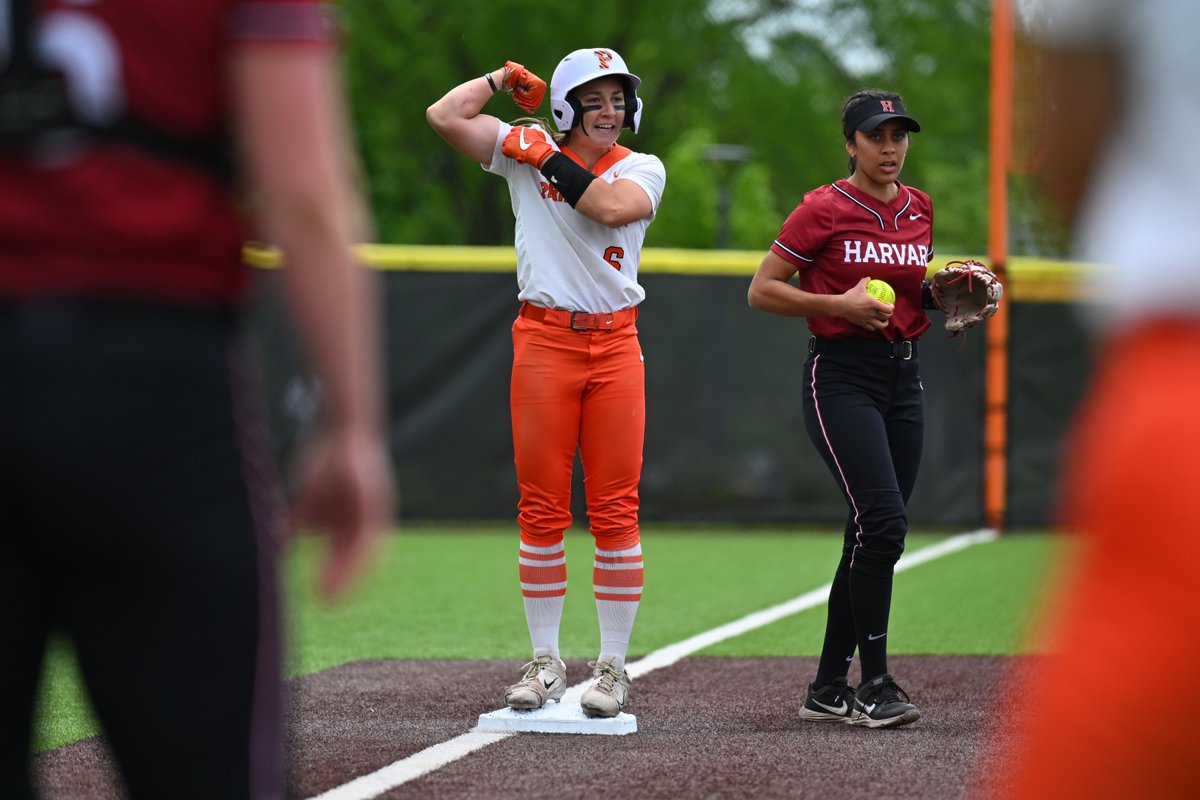 TO THE 'SHIP. No. 1 @PUSoftball defeats No. 3 Harvard, 3-1 behind solid pitching by Cassidy Shaw and Brielle Wright who combined to allow just two Harvard hits. Princeton will have a day off tomorrow and moves right on to Championship Saturday. 🌿🥎