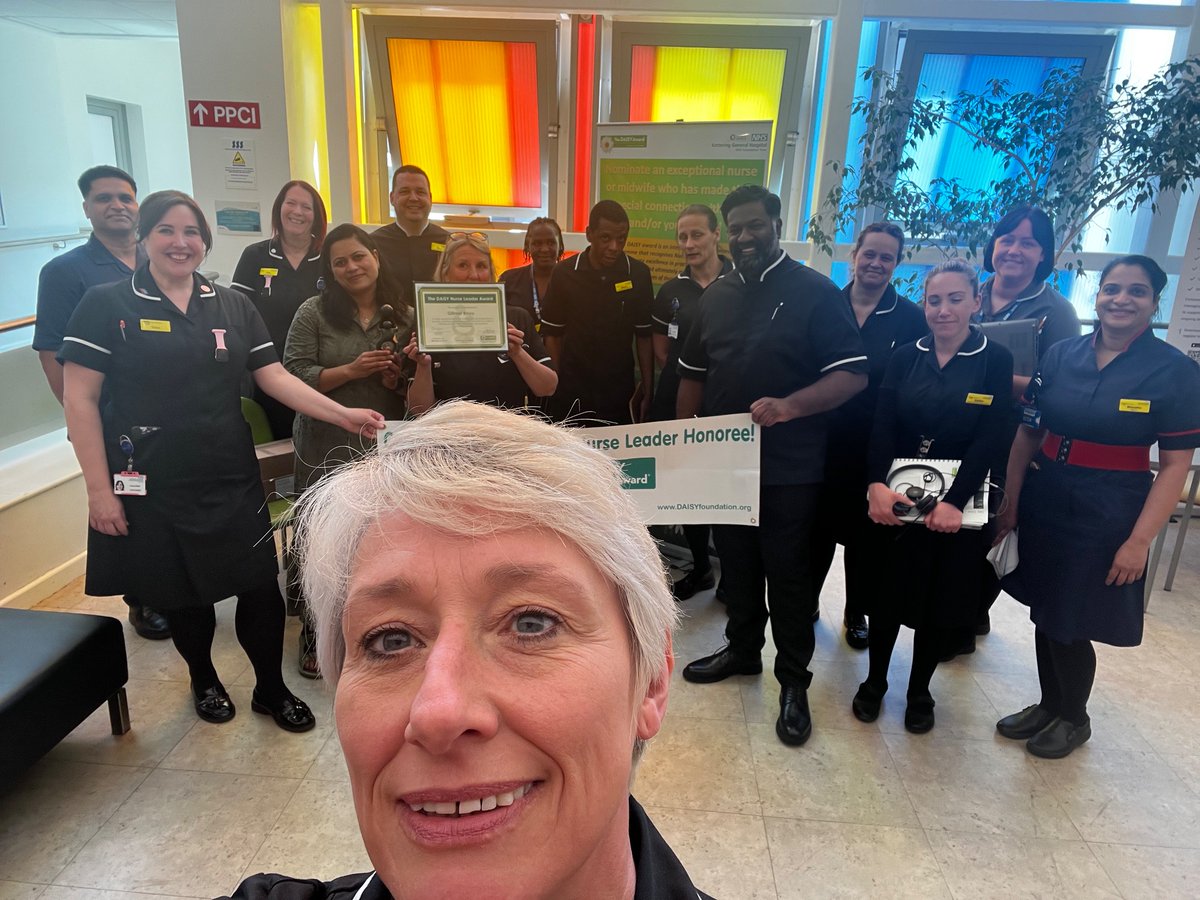 Jayne Skippen (@jayneskippen1) on Twitter photo Such a privilege to give this Daisy award, a fantastic nomination and such an inspirational nurse- thank you for being brilliant! @KGH_CEO @WillsCM1 <a href="/whurst/">Wayne Anthony Hurst RN, MSc</a> Such a privilege to give this Daisy award, a fantastic nomination and such an inspirational nurse- thank you for being brilliant! @KGH_CEO @WillsCM1 <a href="/whurst/">Wayne Anthony Hurst RN, MSc</a>