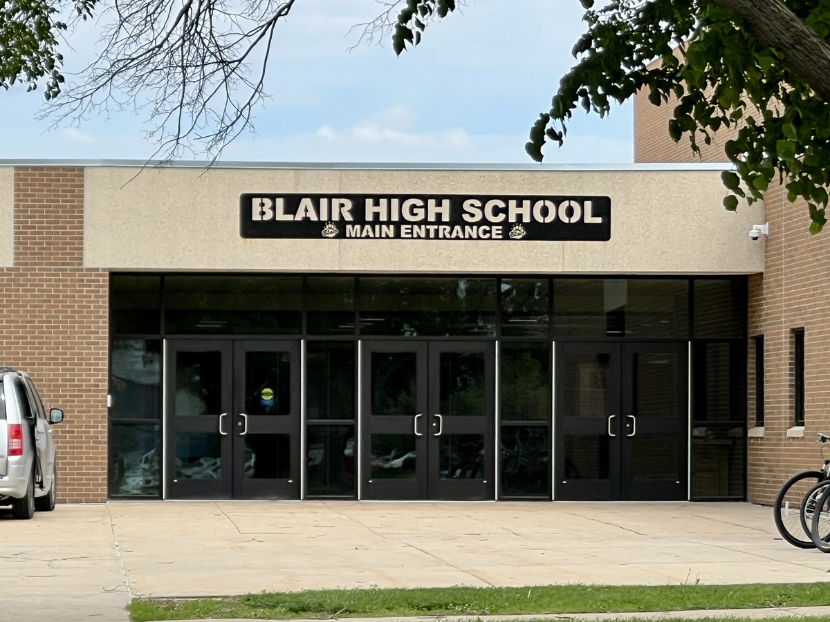 Appreciate @Coach_Soukup & Coach Templar having @MWSU_Football by to chat more about @BlairFootball! #NEGriffs #A10Mentality