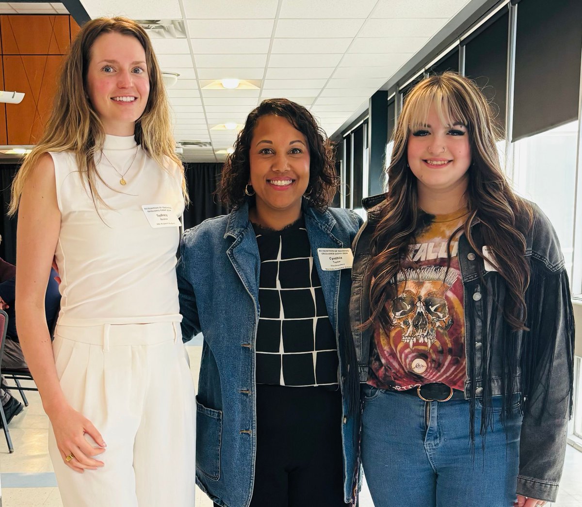 MTS VP Cynthia Taylor was proud to present bursaries to @RRC Polytech students, yesterday. Sydney Booker (L) received the Society's General Bursary for $3,000. Jennifer Brass (R) received the Society's Indigenous Bursary of $3,000. Congratulations!