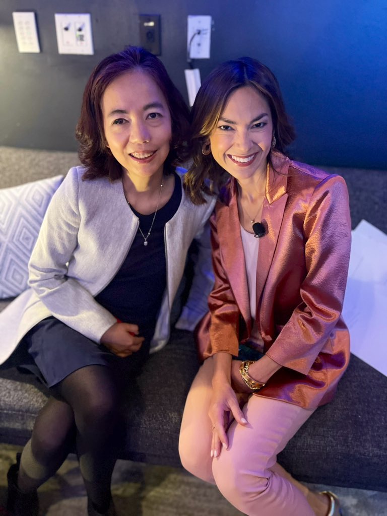 Backstage with the one and onlys @drfeifei and @aileenlee and OMG we have the same shoes #BloombergTech