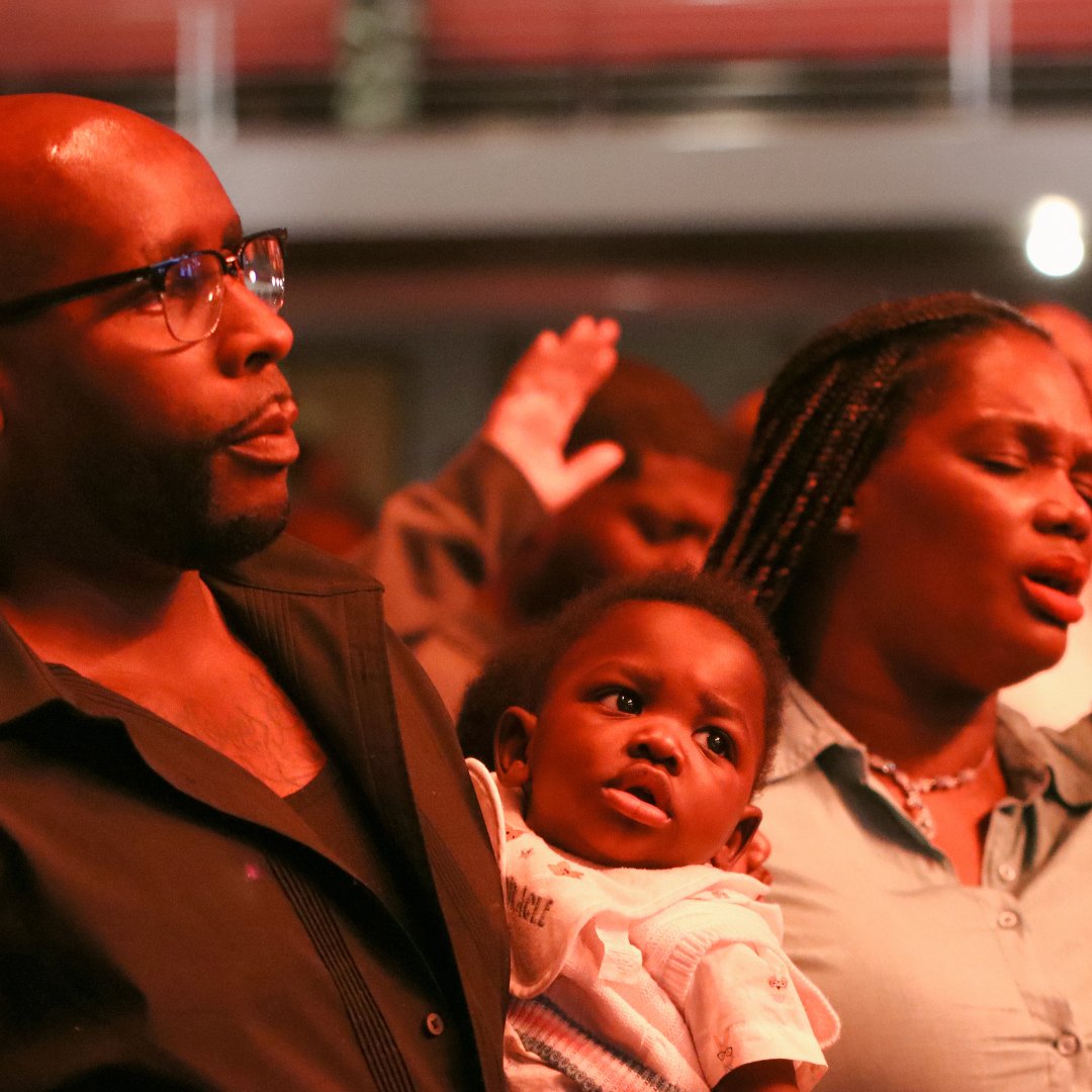 FirstLadyJakes's tweet photo. Pastor Michael Phillips’ Sunday sermon reminds us that true leadership means owning our actions! In 1 Chronicles 21:16-30, David didn't blame others; he sought God's mercy for redemption. 💜
Dive deeper by streaming #AShiftInLocation on our official YouTube channel!
#TPHOnline https://t.co/XgLLehSbaZ