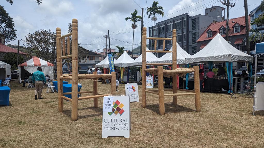 frcslu's tweet photo. Art & The City 🇱🇨
📍 Derek Walcott Square, Castries
#saintlucia
#sentlisi
#CDF
#culture
#kilti https://t.co/RBMyFJPbOe