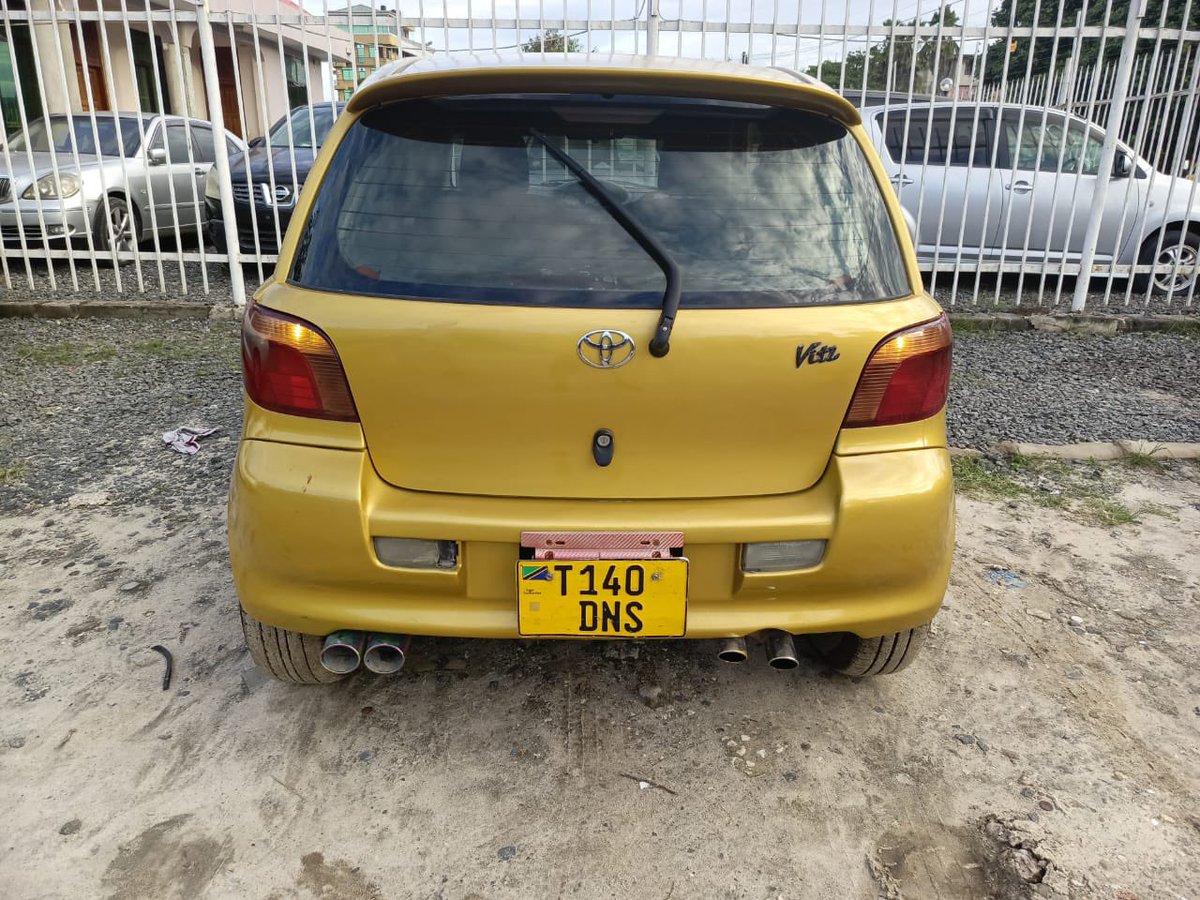 Toyota Vitz Rs🔥
Y.o.m 2004
Engine 1290
Full ac💦

Tshs 7,900,000/=

Dar es Salaam| Tanzania.

☎️0655777249 #assengamagaritz