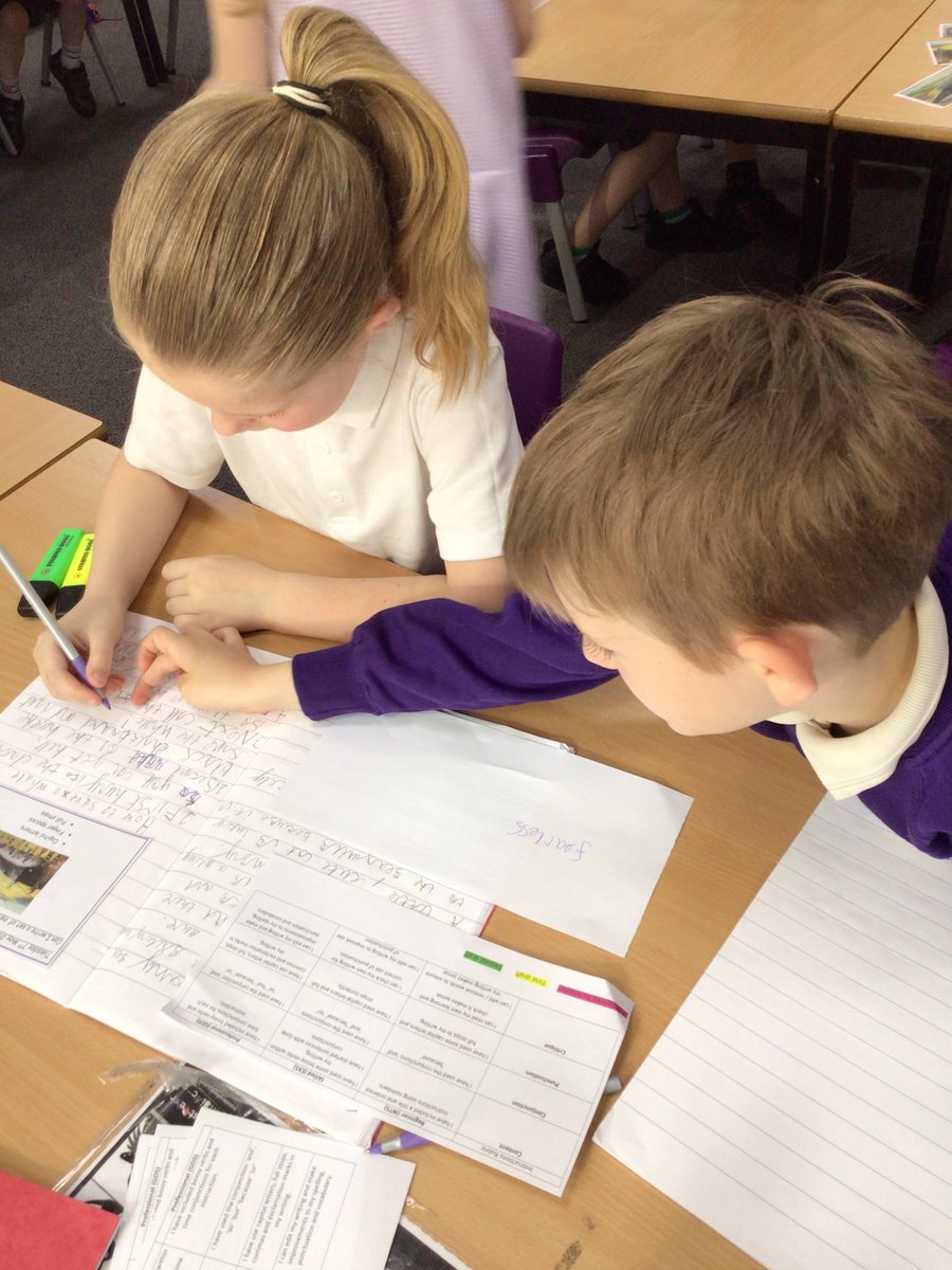ellistonacademy's tweet photo. Team Jackal worked alongside their friends to peer critique and uplevel each others ‘instruction writing’! They used their writing rubrics to check they had included all of the critical features required when writing a set of instructions✍🏼🤩 #EllistonEnglish #EllistonWriting https://t.co/Rhooex5NP5