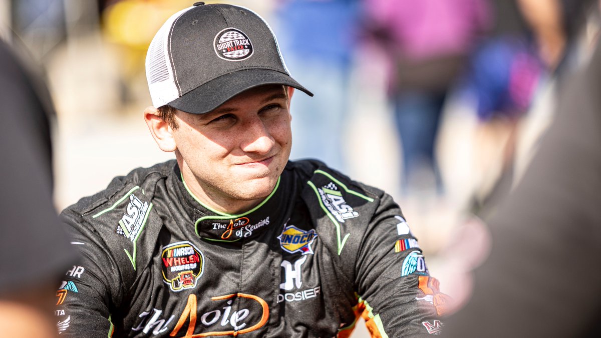AustinBeers_19's tweet photo. See you tomorrow, @StaffordSpeedwy.
Double-duty:
Jensen 179 for the #SpringSizzler
Bolles 76 SK Modified https://t.co/m49LAAVvwl