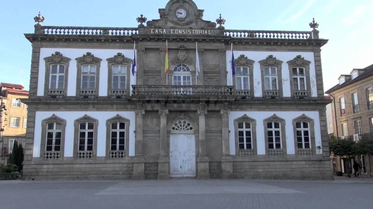 VOX critica el retraso de las obras de la Casa Consistorial de Pontevedra por la ineficiente gestión del Gobierno municipal 21noticias.com/2024/05/09/vox… @VoxPontevedra