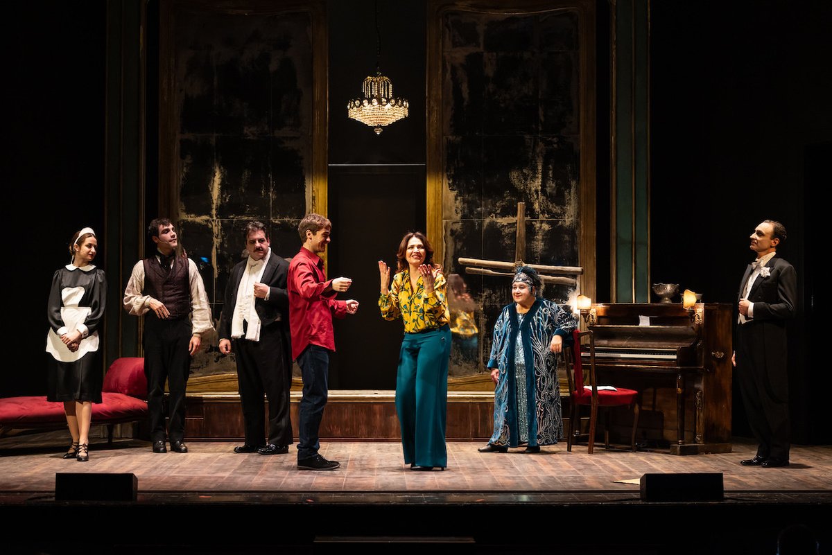 Discover Trieste (@discovertrieste) on Twitter photo Da giovedì 9 a domenica 12 maggio al teatro <a href="/ilRossetti/">ilRossetti</a> in scena “Magnifica presenza” di Ferzan Ozpetek ilrossetti.it/it/spettacoli/… Da giovedì 9 a domenica 12 maggio al teatro <a href="/ilRossetti/">ilRossetti</a> in scena “Magnifica presenza” di Ferzan Ozpetek ilrossetti.it/it/spettacoli/…