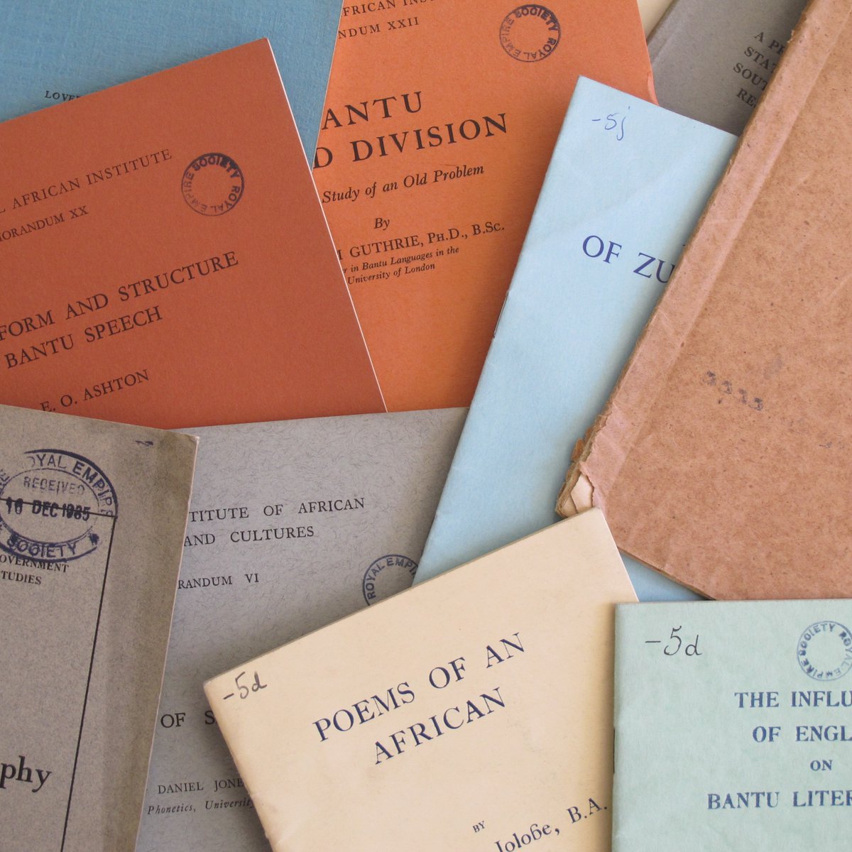 Championing African voices since 1823, a selection of publications from the historic Lovedale Press has been digitised as part of a co-curation project at @theUL. Dive into their rich legacy and significance here: loom.ly/6CREfK8