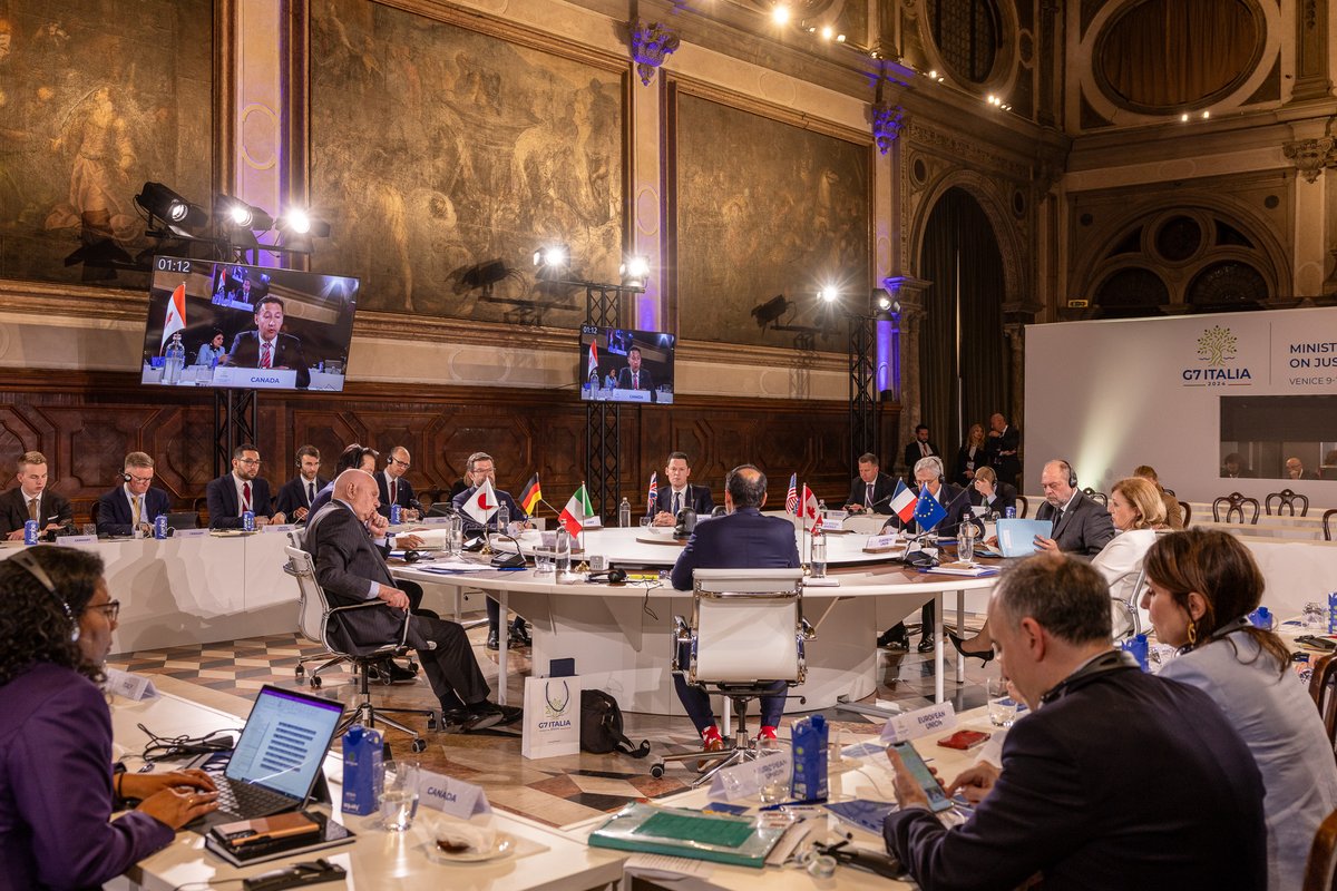 The #G7 Justice Ministers met this afternoon for a second working session devoted to the discussion on the creation of the Venice Justice Group. #G7Italy