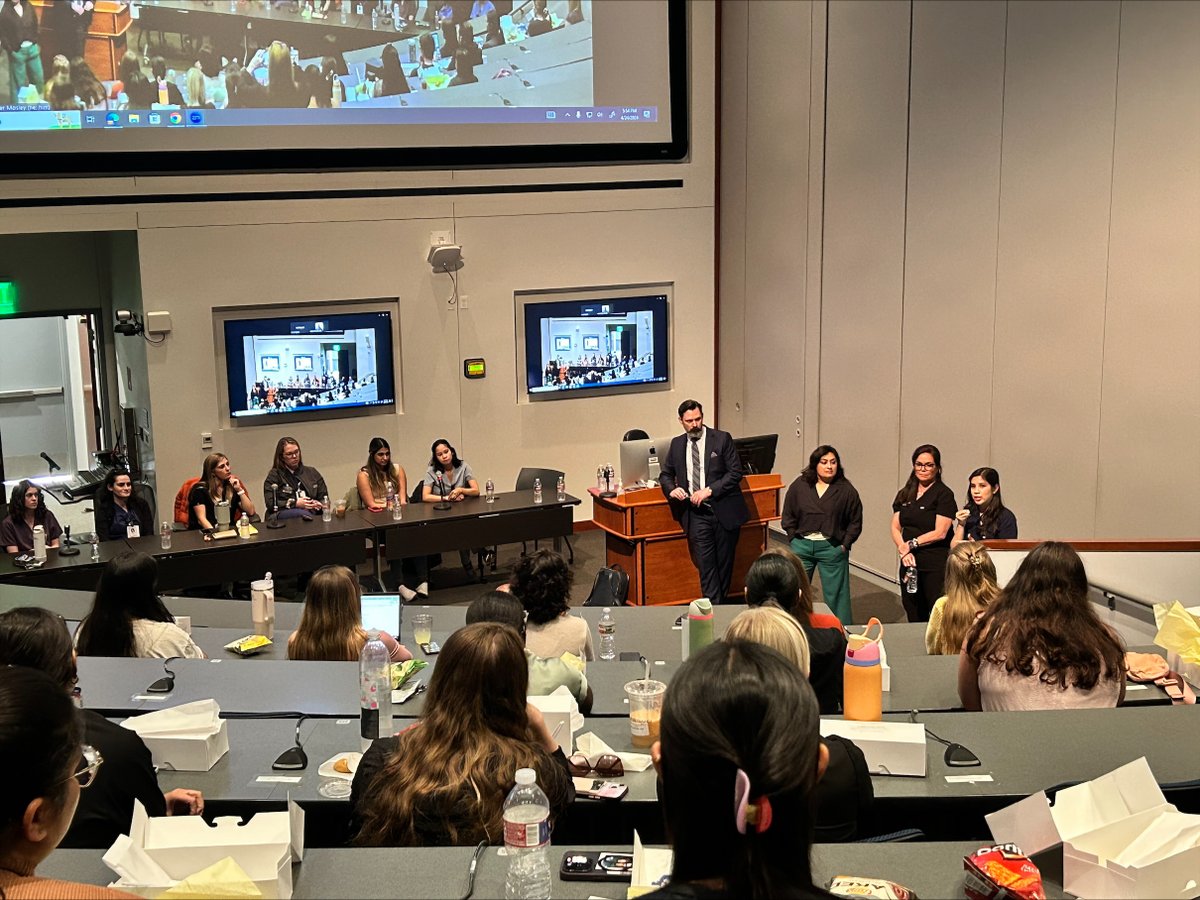 Choosing the right specialty isn’t easy, and #TCOM students interested in OBGYN recently had a great information opportunity. They heard from program directors, got application and interview advice but also heard from residents and why they chose OBGYN. A terrific night!