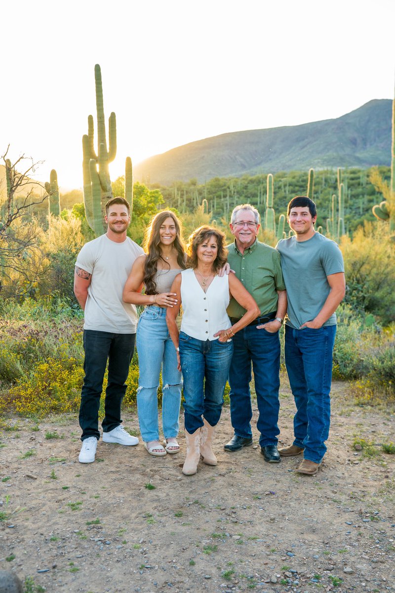 Sunset family session #cavecreekphotographer #cavecreek