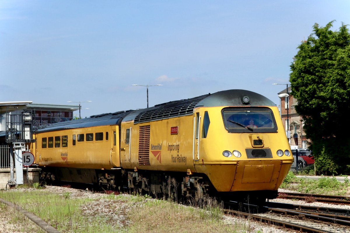 Network Rail #Class43 43062 ‘John Armitt’ leads 1Q49 1213 Grantham > Derby Rail Technical Centre ‘Measurement’ #HST back to base from P7 Derby