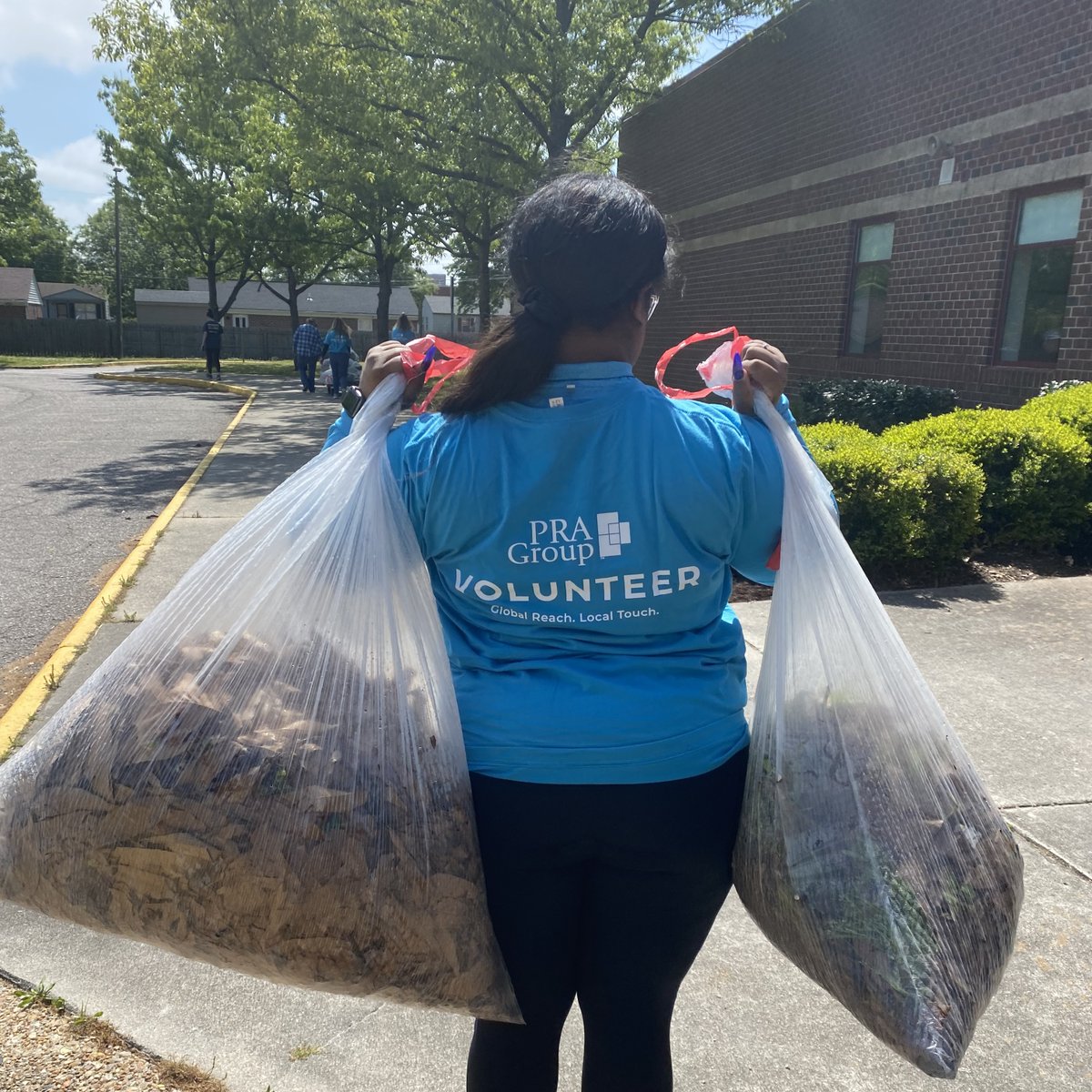 PRA Group is proud to partner with @unitedwayshr for Day of Action, an annual @UnitedWay event. Our colleagues in Norfolk, Virginia, celebrated by visiting Thurgood Marshall Elementary School to volunteer in their garden, pitching in with landscaping help and outdoor decorations.