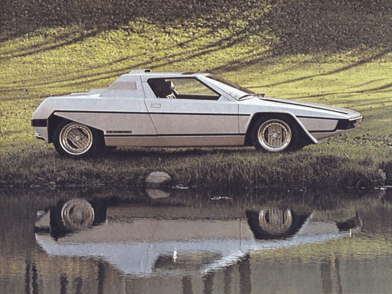 Another #1970s #Bertone #wedge in the form of the #Ferrari 308 GT Rainbow concept. Love those #angular lines, #targa top & those #wheels! 😍