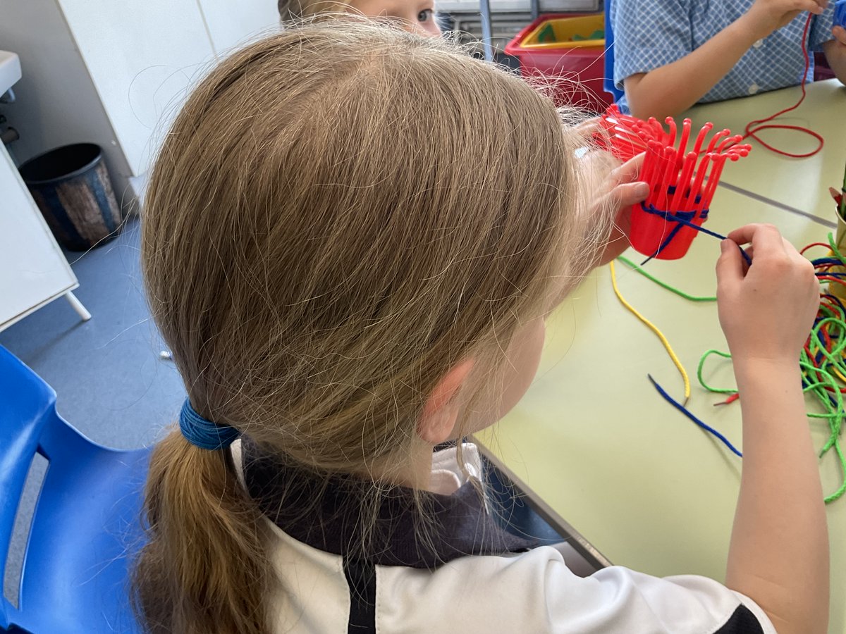 We're always looking for creative ways to improve our fine motor skills in Pre-Prep. Our basket weaving after school club does just that AND it helps develop our resilience skills AND it teaches us patience AND it is a wonderful mindfulness activity! Oh, AND it's great fun too!