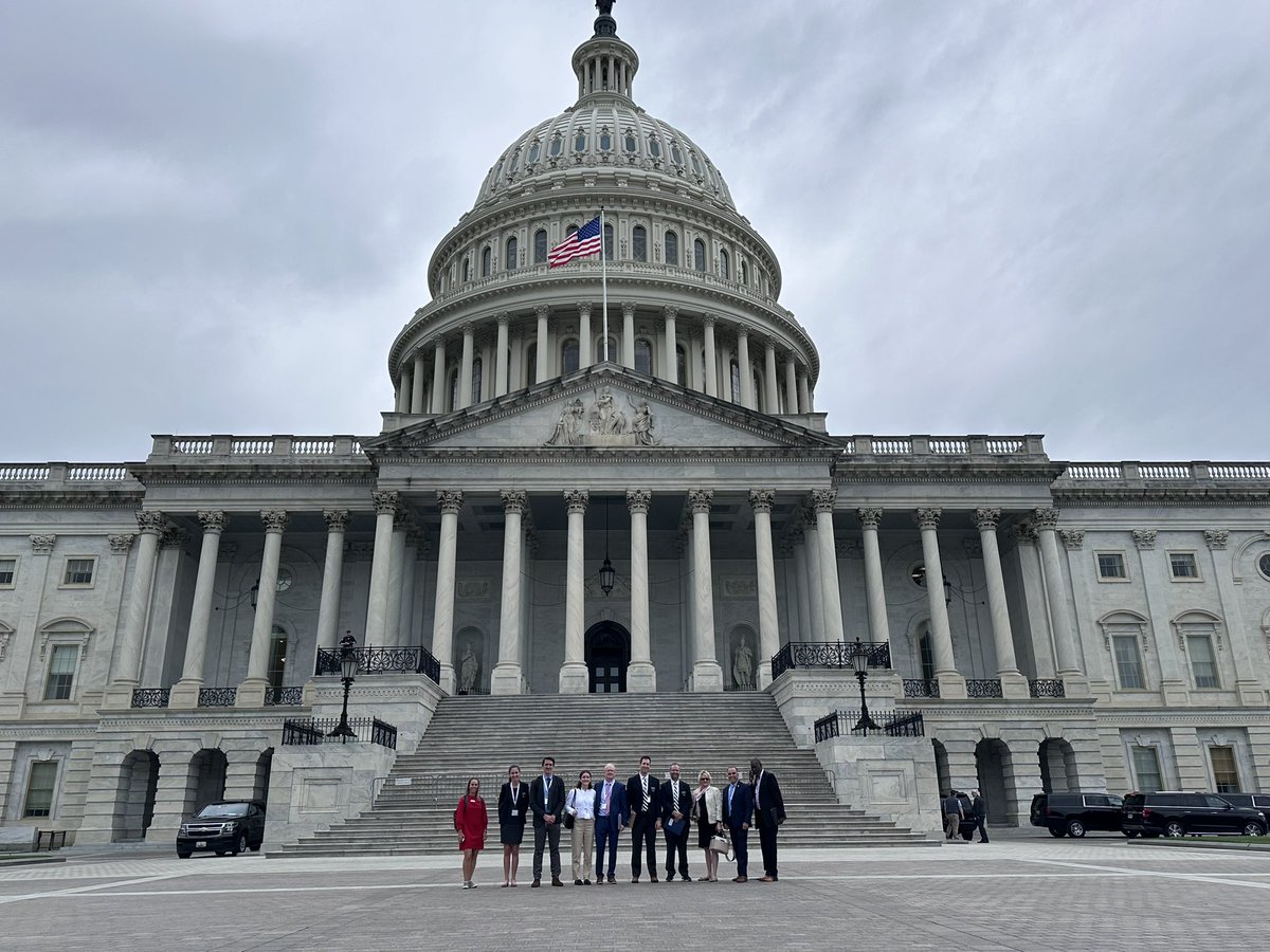 It’s been great to spend this #NationalGolfDay in Washington with @GAofPhilly friends and colleagues from our Pennsylvania delegation! Thanks to @golfcoalition for another outstanding year of preparing us to talk about all of the benefits the game has to offer.