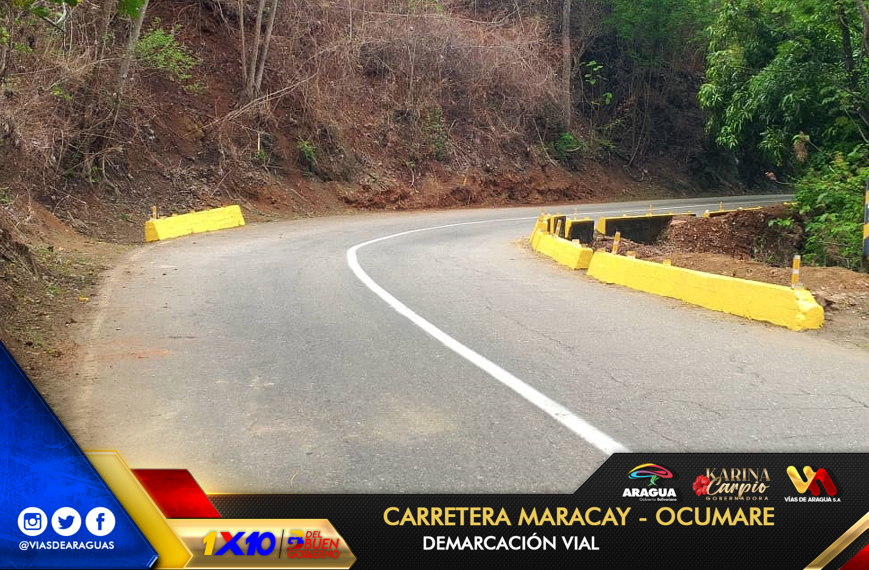 🚧📸Avanzamos día a día cumpliendo el compromiso de la Gdora. @Soykarinacarpio con el mantenimiento vial en los 49,1 Km de la carretera #Maracay #Ocumare con la Demarcación vial ✅Pintura de Defensas #AraguaReverdece #NicoEsUnDuro @NicolasMaduro @VTVcanal8