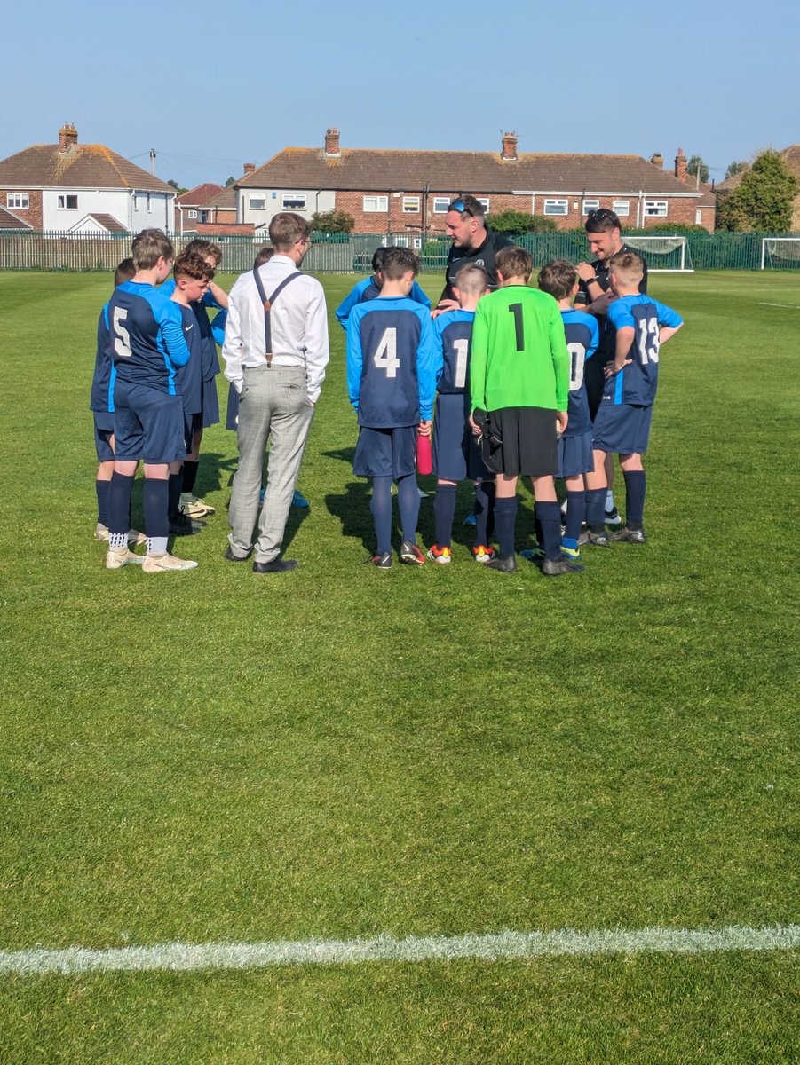 A special evening for our Y7 footballers, winning the Grimsby & District Development Shield.

We’re so proud of the lads!

A huge thanks to @NELINCSSSP for your continuous dedication to school sport & @GTFCAcademy for allowing us to use your excellent facilities.

#TeamBeacon