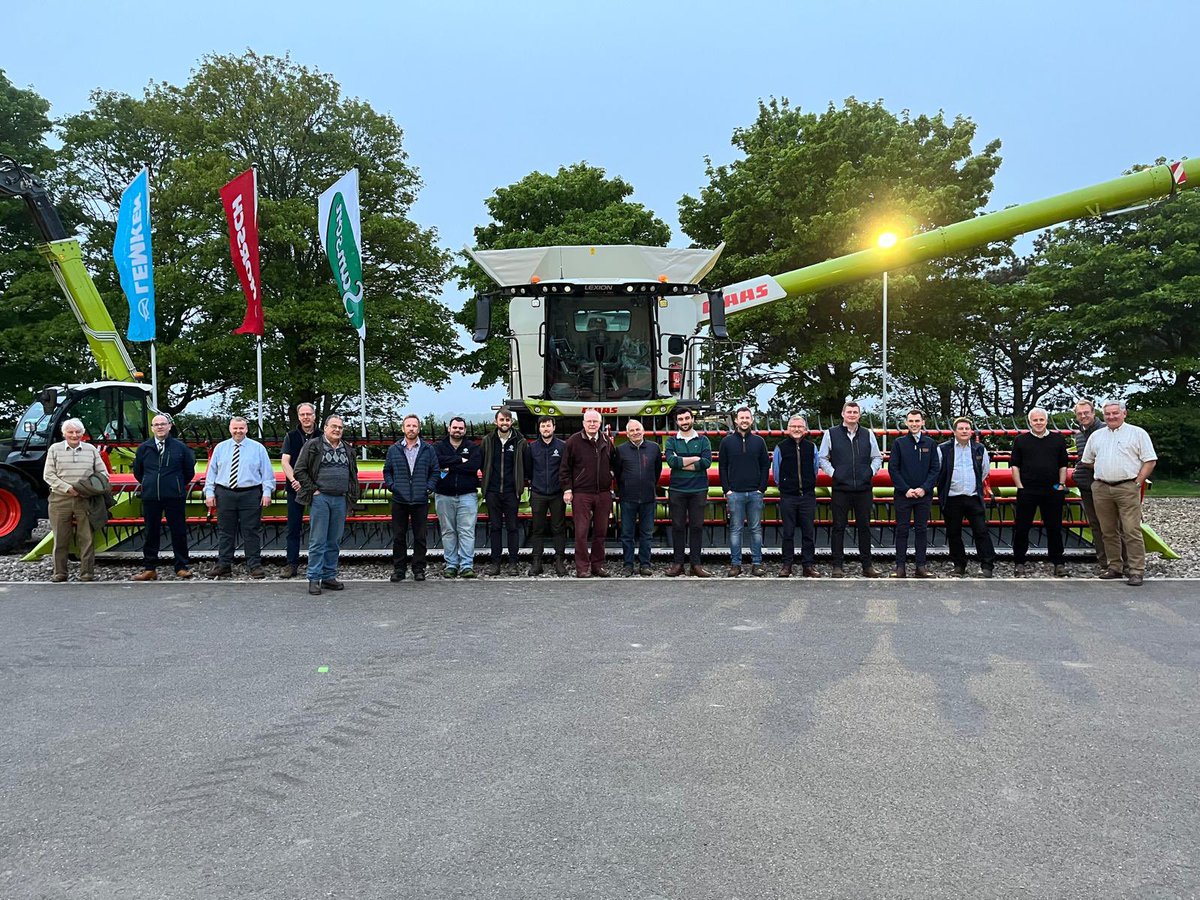 We were pleased to welcome the East Midlands Institution of Agricultural Engineers to our new Ulceby Cross depot this month for a company presentation, tour of the site and a walk round a brand new CLAAS LEXION 8700 with a CONVIO FLEX cutter-bar