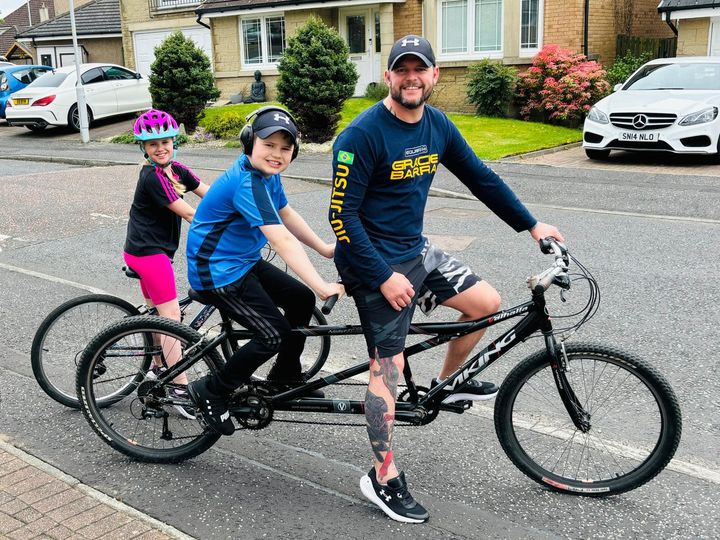 Dave has written, "We’ve been out between 7-10k almost every day since we’ve borrowed this tandem
We’ve ditched the car and have taken the bike to and from school and have been out for rides after work
I absolutely love that Liam pedals (most of the time)"