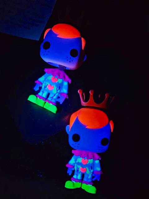 Ron English Love Combrat Freddy Funko POP! Under Blacklight ~ thanks @kaihong_11 ~ #RonEnglish #FPN #FunkoPOPNews #Funko #POP #POPVinyl #FunkoPOP #FunkoSoda