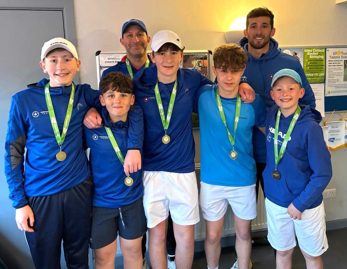 Good luck to our 14U Boys County Cup Team in the Finals this weekend at Nottingham #CountyCupTennis
@ManydownTennis @WRF_Tennis