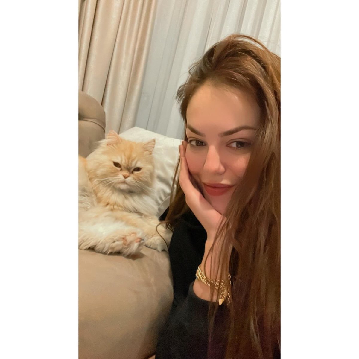 Melissa040's tweet photo. Kalbimmmm♥️🙈 https://t.co/dIbjh1i0WP