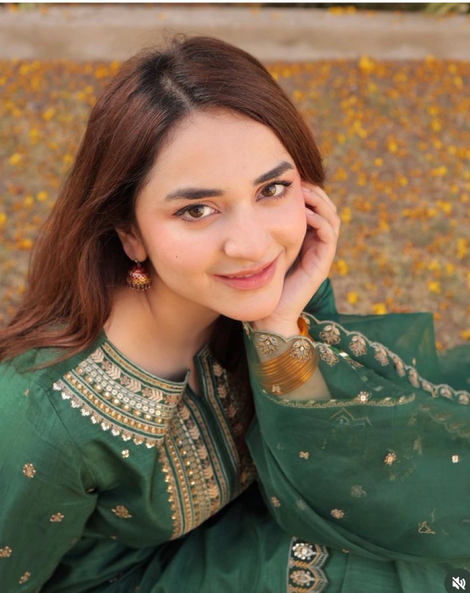#YumnaZaidi
'Forgive yourself for believing that you're anything less than beautiful.'
― Iyanla Vanzant