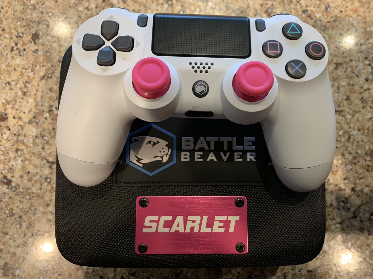 MY CUSTOM BATTLE BEAVER JUST ARRIVED!!! 🤩🤩🤩🤩🤩🤩

#battlebeaver #CallofDuty #gamergirls #fuckyes