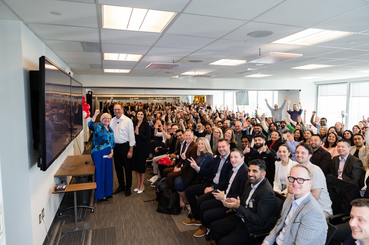 It was great spending a few days in Canada meeting with employees, customers, partners, and government leaders. Thanks for the warm welcome and congratulations to the entire team on your back-to-back wins as the #1 Great Place to Work in Canada!