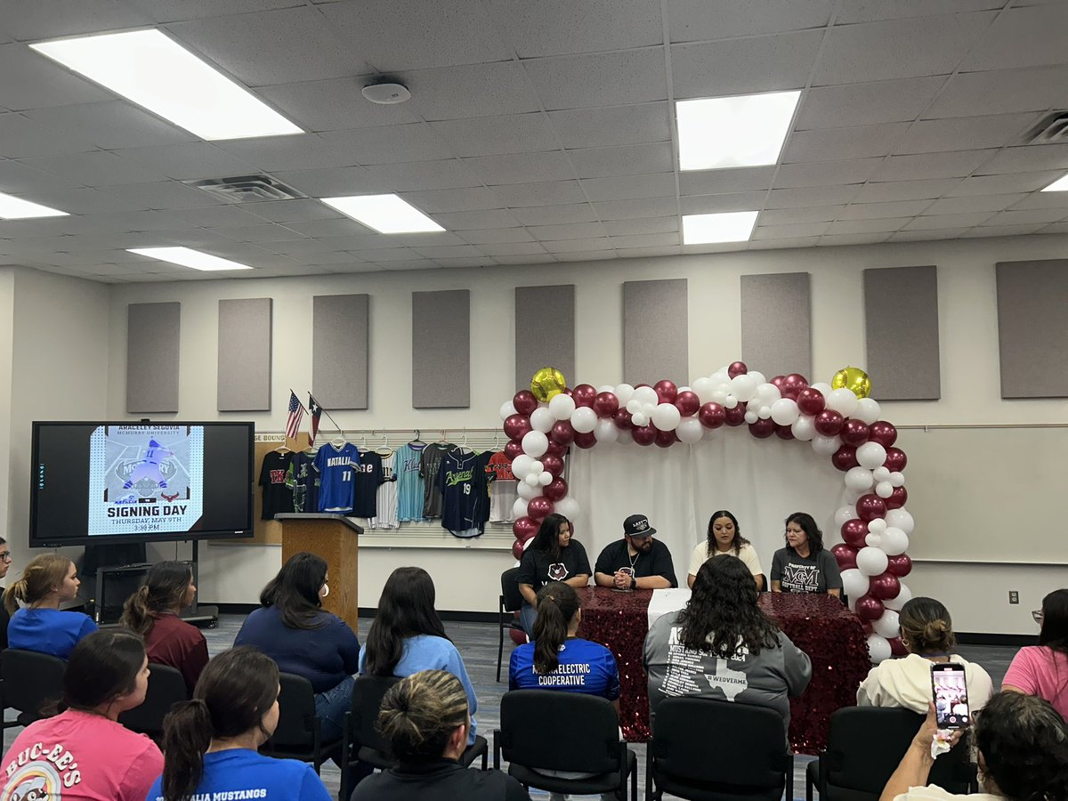 Congratulations Araceley on signing to play softball and continue your education at McMurry University! Thank you for representing Natalia the right way! #FAMILY #LadyMustangs #WarHawks