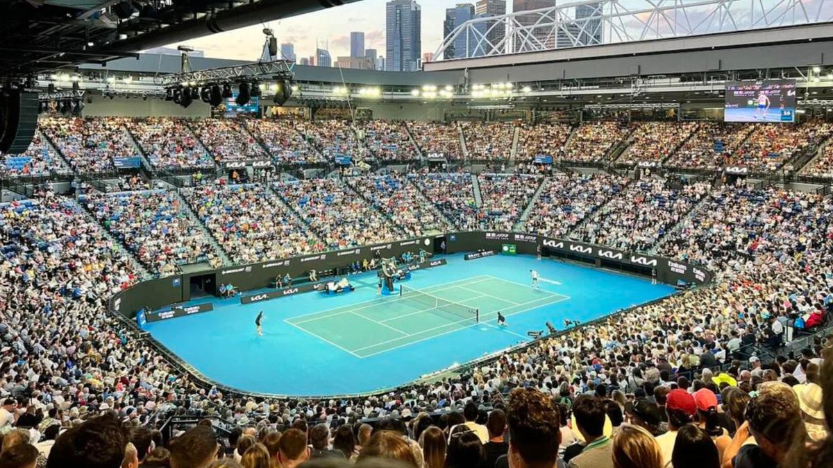 🎾 Could mega sporting events serve as intermediary advocates for climate action? Dr @SebFastenrath considers the @AustralianOpen as a case study in Environmental Innovation & Societal Transitions → unimelb.me/3wosAo5