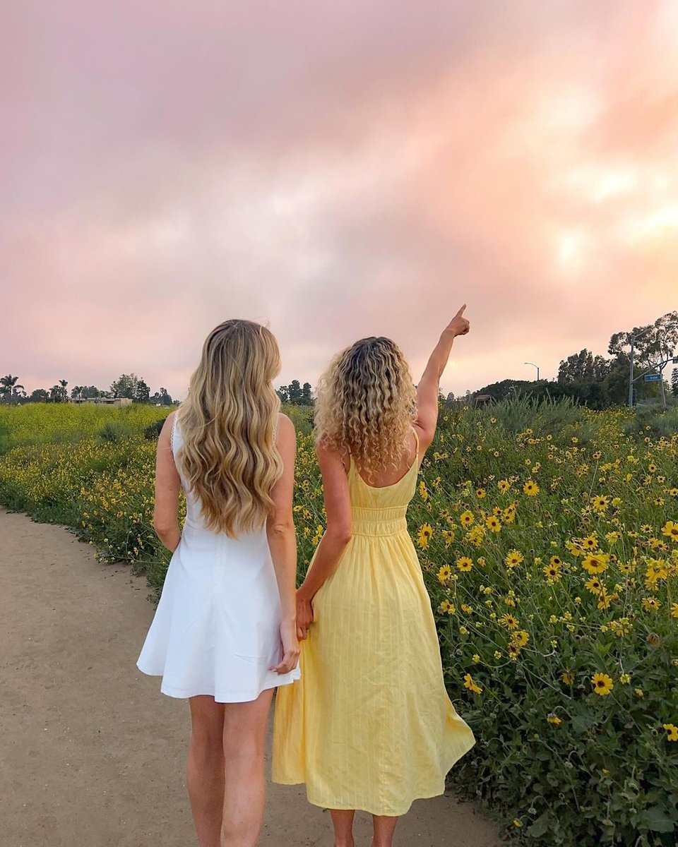 more smiles, sundresses, and sunsets pls 🌼🌄💛 how adorable are instagram.com/solarpowered_b… and instagram.com/rebekahlynnkal… in our summer dresses?? shop these cutie numbers now! #lovelulus