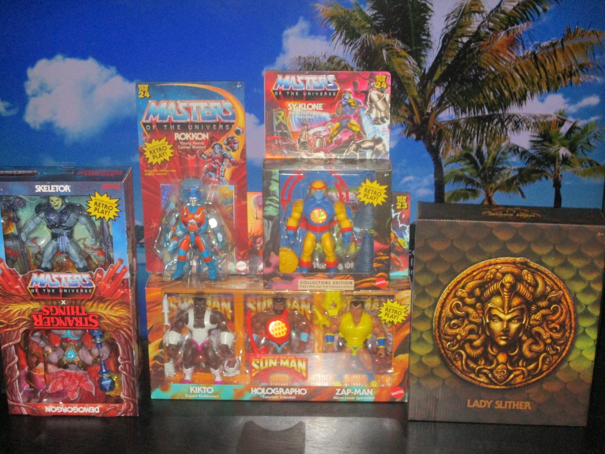 Motu overload, some stuff my friend had been buying for me til I could pay him back #ToyCollecting #MotU #MastersoftheUnverise #MattelCreations