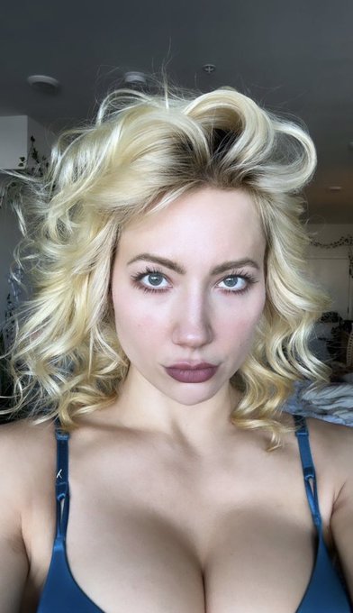 Watch Ivy Wolfe's leaked NSFW photo on TwXstars